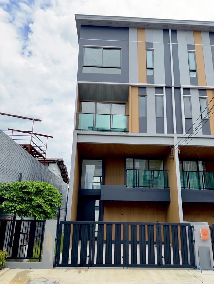 รูป ให้เช่าบ้านพาทิโอวัชรพล-รามอินทรา อยู่ซอยรามอินทรา65 ติดถนนใหญ่วัชรพล - รูปที่ 1/8