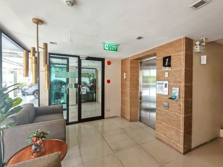 picture 🚩Cheap condo for sale: The Ace Ekamai, 60.46 sq m, 3 bedrooms, 2 bathrooms. This price is no longer available. - 17/20