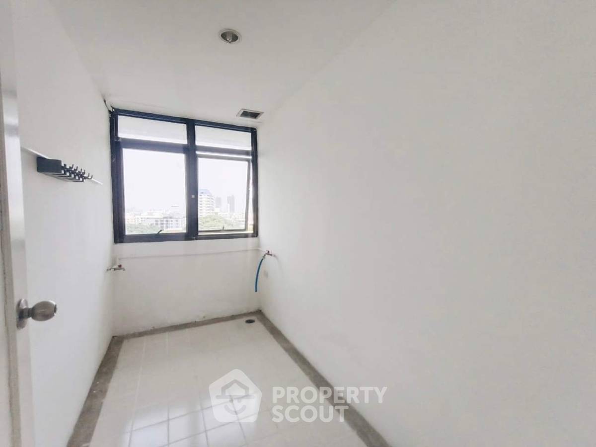 picture 2-BR Condo at The Waterford Park Sukhumvit 53 Condominium near BTS Thong Lor (ID 1801674) - 25/34