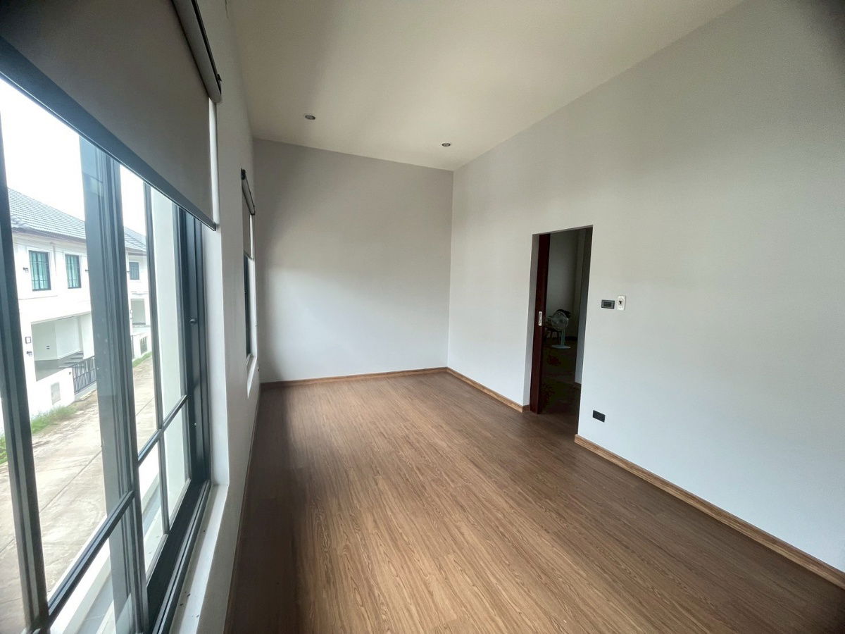 รูป ชายบ้านในโครงการเชียงรายวิลเลจ - รูปที่ 14/28