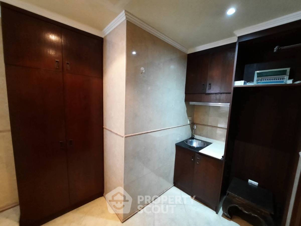 picture 2-BR Condo at Jomtien Complex Condotel close to Jomtien Beach (ID 2253714) - 3/14