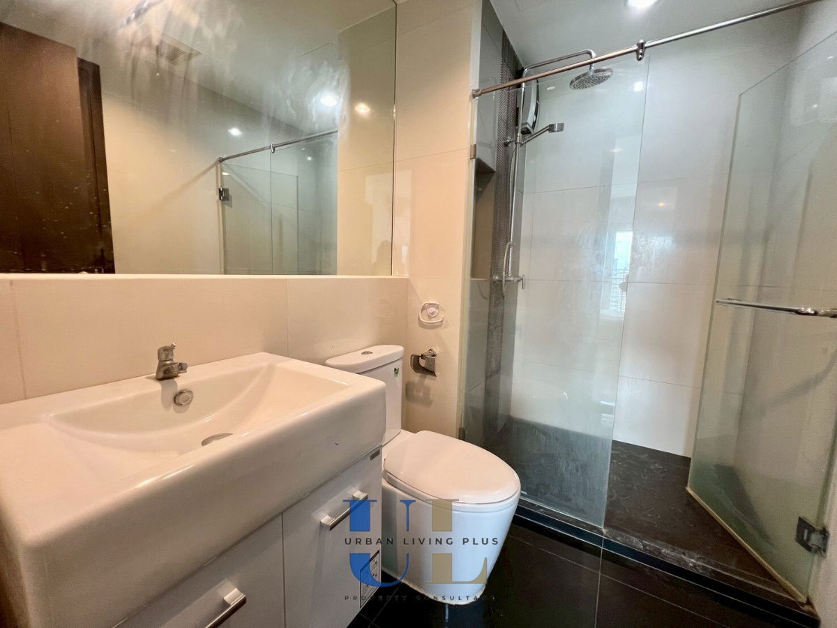 picture ( UL2508141 ) ✨Tel/Line 096-2479369 ✨ FOR RENT !! Rhythm Sathorn Narathiwas  1 bedroom, size 38 Sq.M. Nice room, Furnished !!! - 6/8