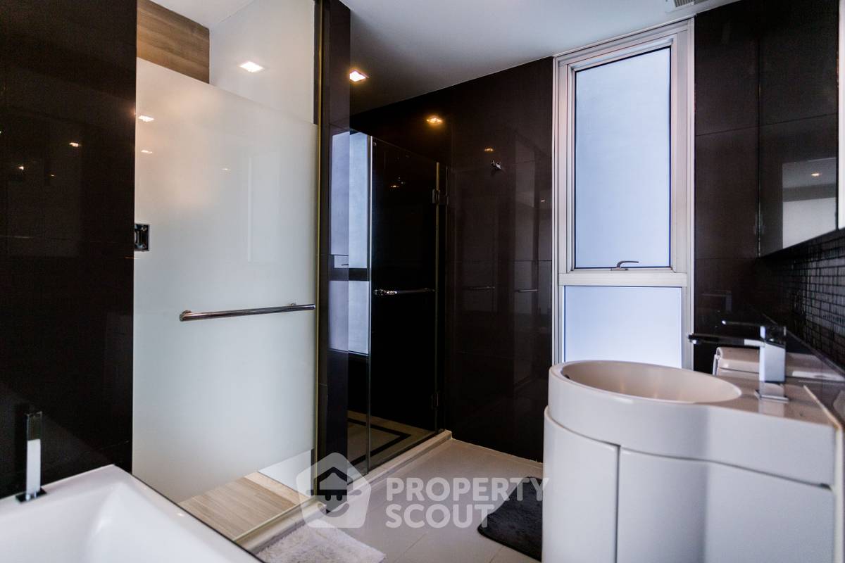 picture 2-BR Condo at Rhythm Sukhumvit 50 near BTS On Nut (ID 722631) - 3/11