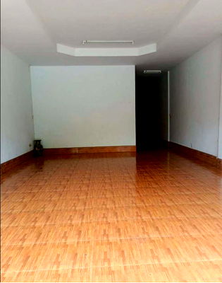 อาคารพาณิชย์ สุราษฎร์ธานี : อาคารพาณิชย์ เนื้อที่ทั้งหมด 182.8 ตารางเมตร 899/18 ตำบลนาสาร อำเภอบ้านนาสาร สุราษฎร์ธานี ราคา 1,067,000 บาท