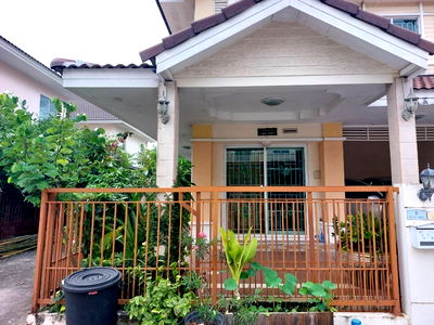 Townhouses for sale Phet Kasem : For Sale: Corner Townhouse in Pruksa Ville 29 Village, Soi Phetkasem 69 Yaek 6-1-1