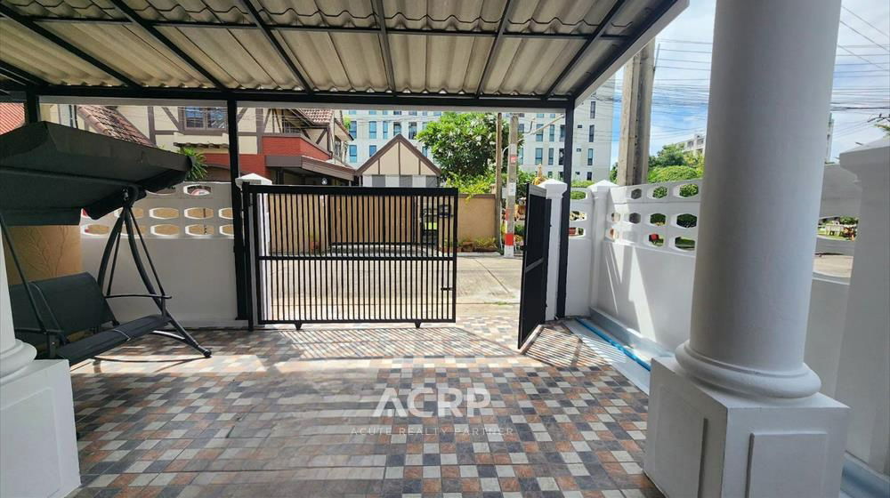 picture Townhouse for rent, newly renovated, Sirikam, Sukhumvit 72, good location, only 500 meters from BTS  - 4/19