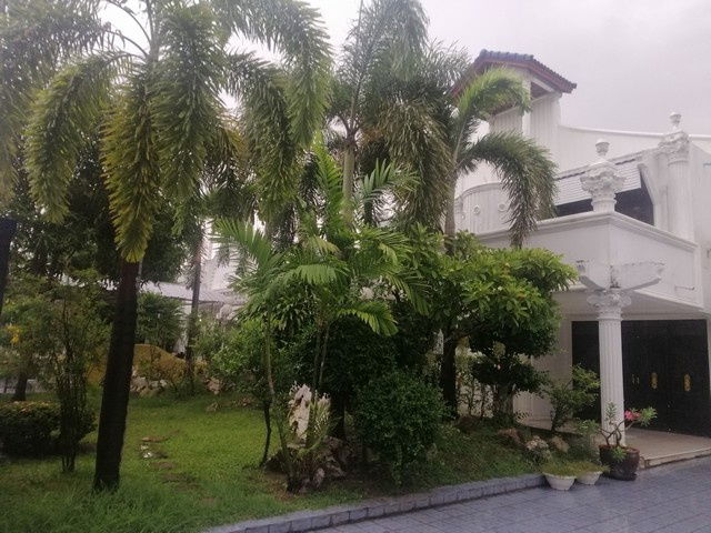 picture FOR RENT  HOUSE PROPERTY  35000 BAHT per MONTH - 2/8