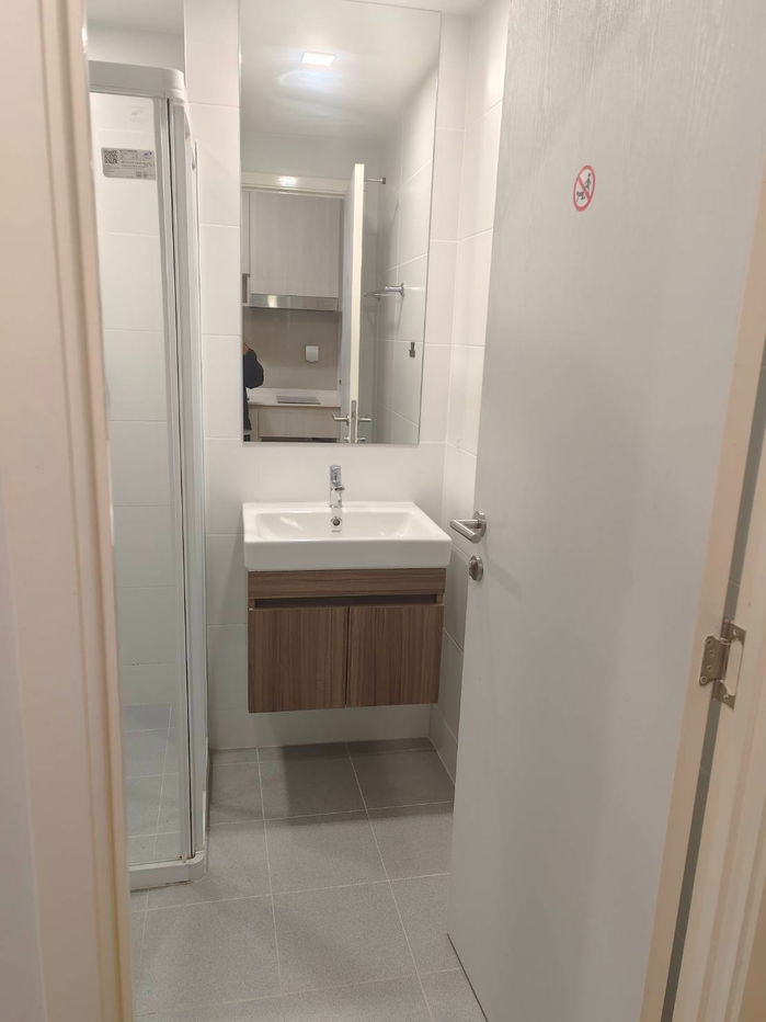 picture 🔐#OL2408_173🔐🗓️𝐅𝐨𝐫 𝐑𝐞𝐧𝐭 ( 24.89 𝐬𝐪𝐦. 𝟏𝐛𝐞𝐝, 𝟏𝐛𝐚𝐭𝐡 ) 𝗜𝘃𝗼𝗿𝘆 𝗥𝗮𝘁𝗰𝗵𝗮𝗱𝗮-𝗟𝗮𝗱𝗽𝗿𝗮𝗼 - 8/11