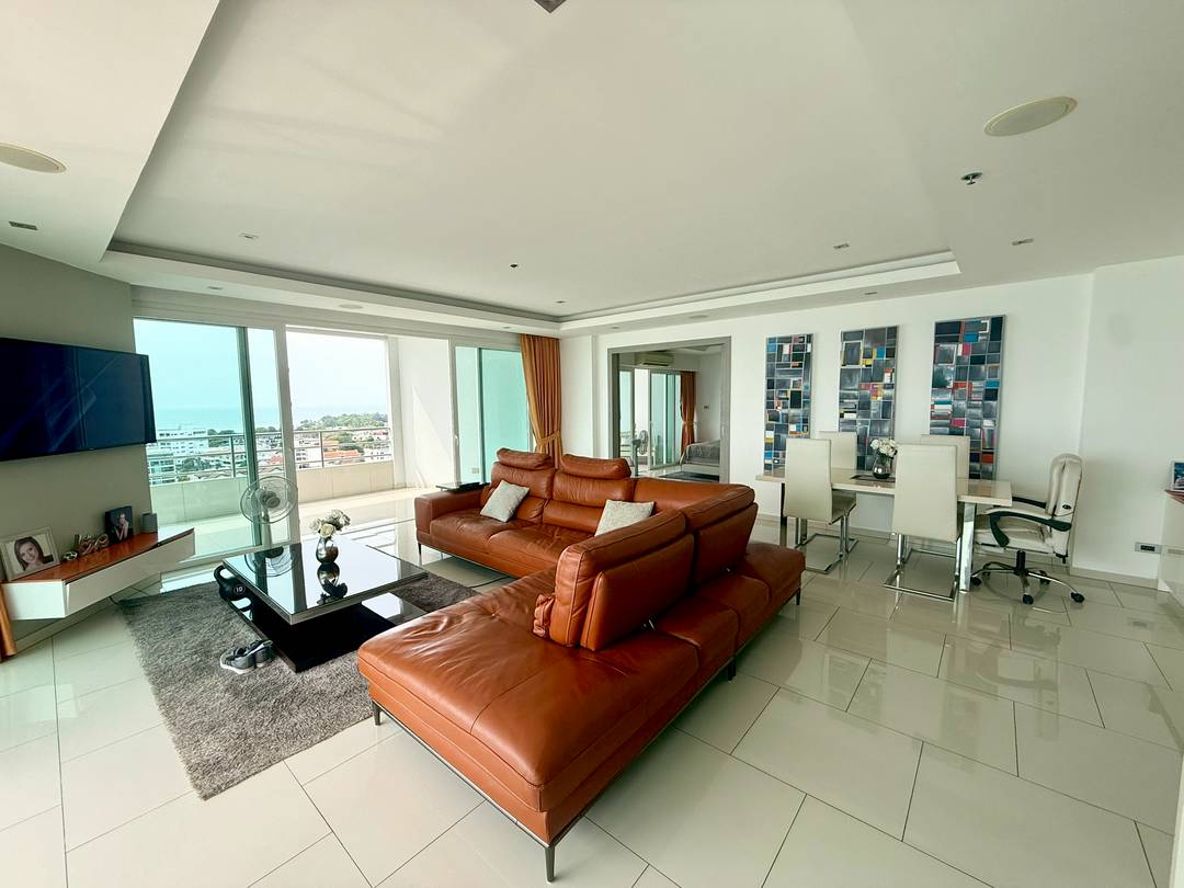 picture 2 Bedrooms Condominium @ View Talay 3 - 2/21