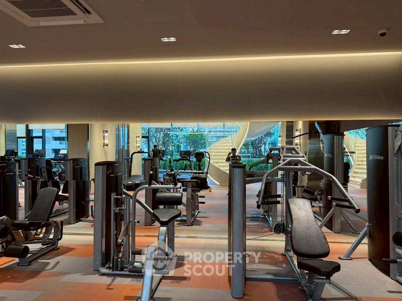 picture 3-BR Condo at Supalai Icon Sathon near MRT Si Lom (ID 2255055) - 13/13