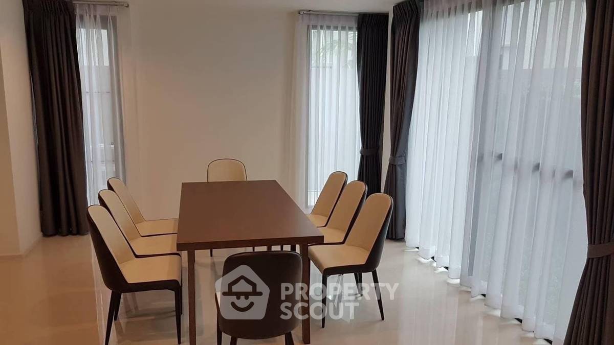 picture 4-BR House at AQ ARBOR Suanluang Rama 9-Pattanakarn in Dokmai (ID 1565435) - 5/22