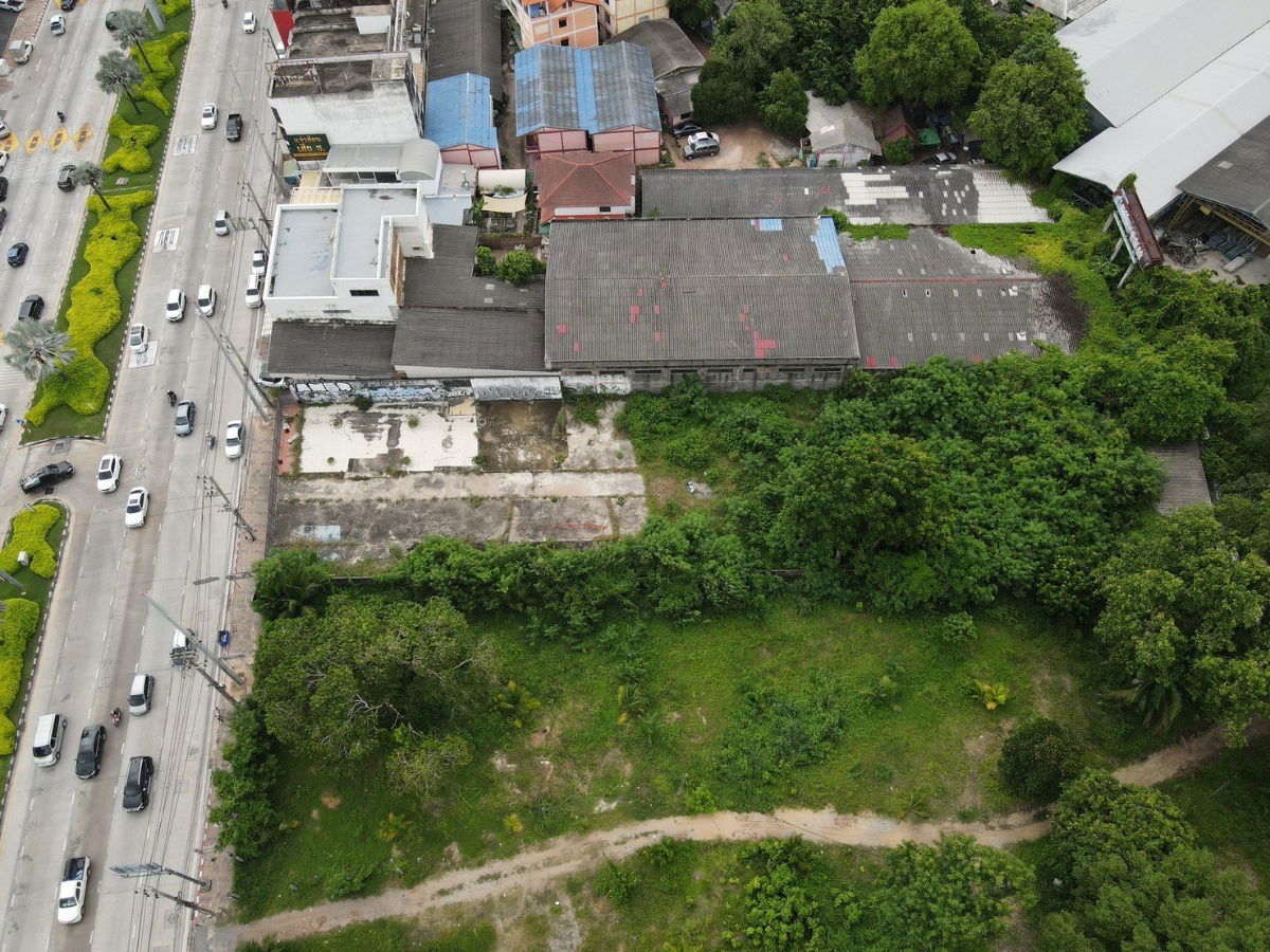 picture Land with Building/Warehouse for Sale – Total Area 2 Rai 3 Ngan 13 Sq. Wah, Prime Location on Sukhumvit Road, North Pattaya - 6/6