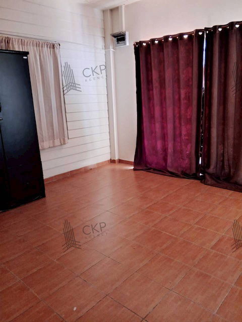 รูป บ้านแฝด มบ.สายใย ใกล้ตลาดและโรงเรียน ต่อเติมเต็มพื้นที่ - รูปที่ 10/19