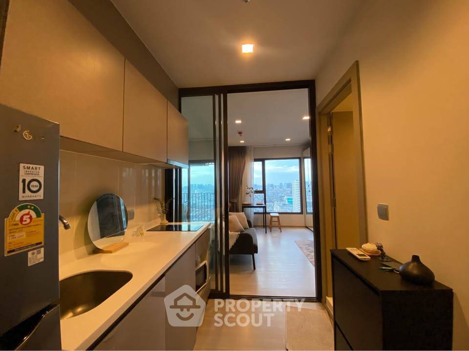 picture Studio Condo at Life Asoke - Rama 9 near MRT Phra Ram 9 (ID 2254811) - 7/10