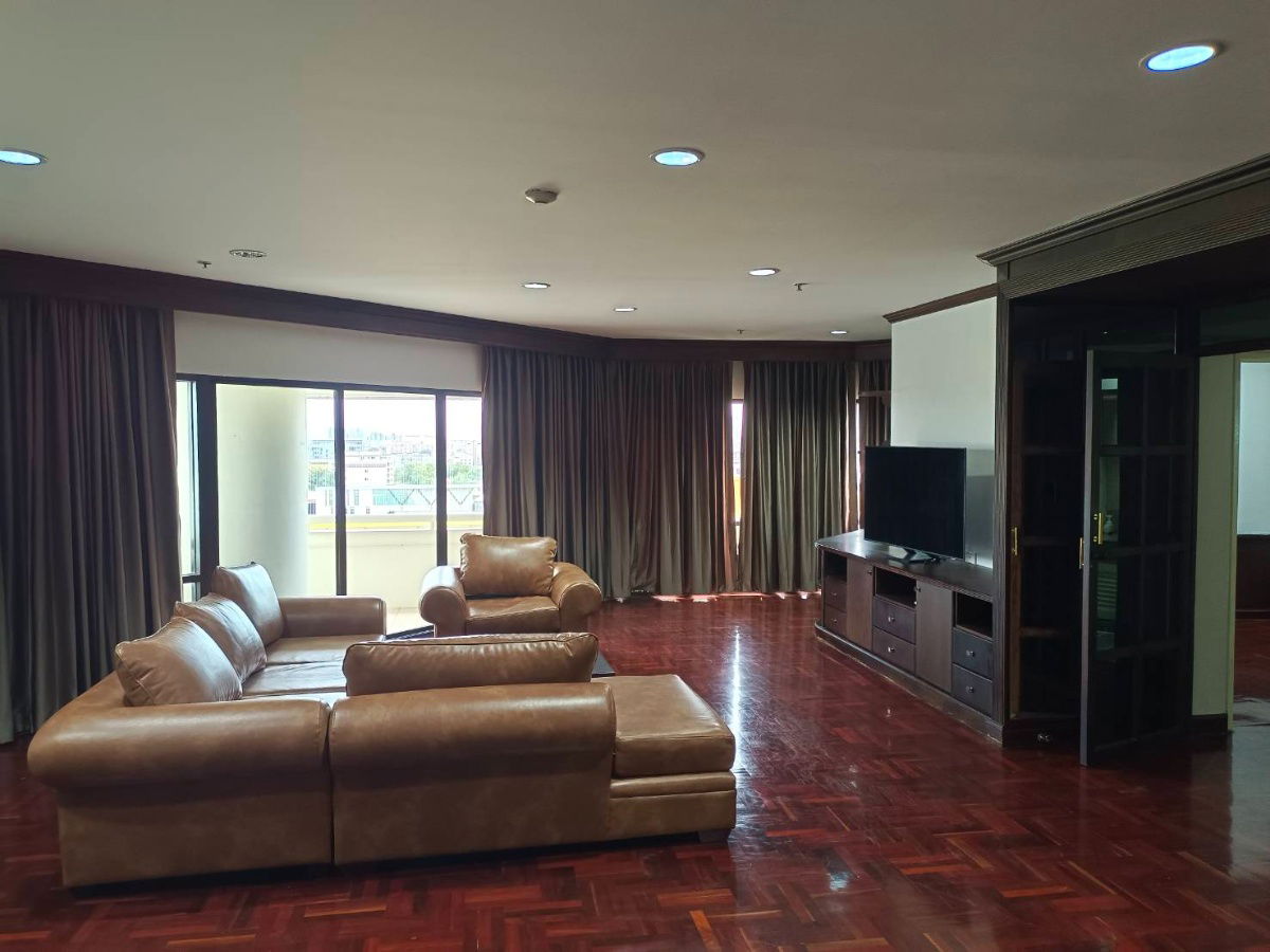 รูป ให้เช่า  ห้อง  2 ห้องนอน ที่ คอนโด East Tower, เดิน 2 นามีจากห้าง Central บางนา - รูปที่ 1/7