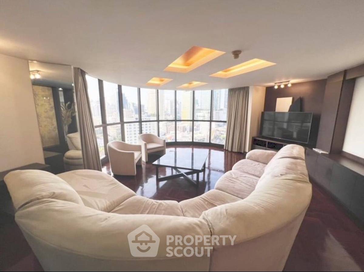 picture 4-BR Condo at City Lakes Tower Sukhumvit 16 Condominium near BTS Asok (ID 881394) - 1/8