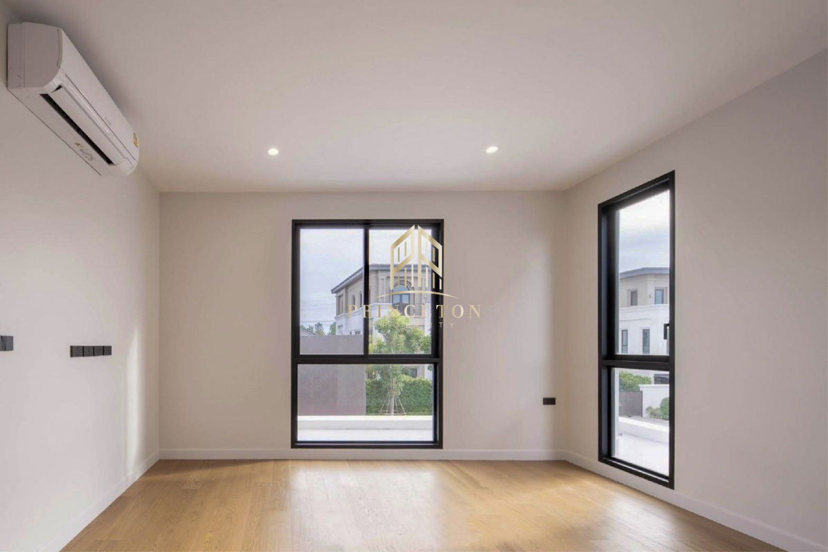 picture Luxury House For Sale Cinq Royal Krungthep Kreetha - 12/41