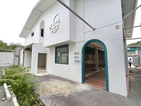 LTHC12961 – Commercial for Rent at Phra Khanong Pridi  Size approx. 40018