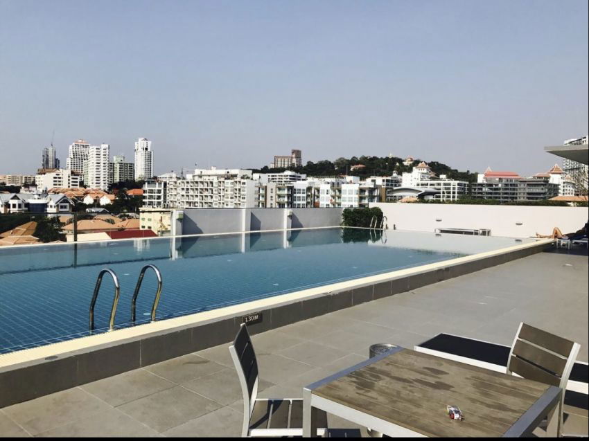 picture 1 Bedroom Condominium @ The Winner - 16/17
