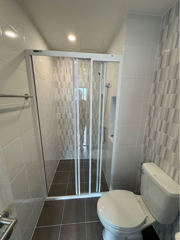 รูป 🥳[เช่า-RAR2508-2113] V Condo ไพร์ม ลาดกระบัง. ชั้น 6 *ใกล้สนามบินสุวรรณ 💚Line id: @thefirstagent  - รูปที่ 7/9
