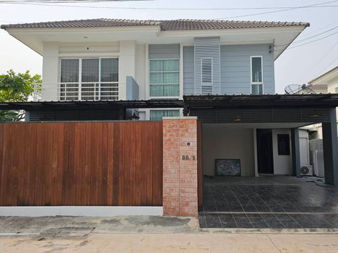 UK06-065 ✨🏡 House for rent "Hotel feel" corner house in front of the project 💰 Rent 28,000 baht/month