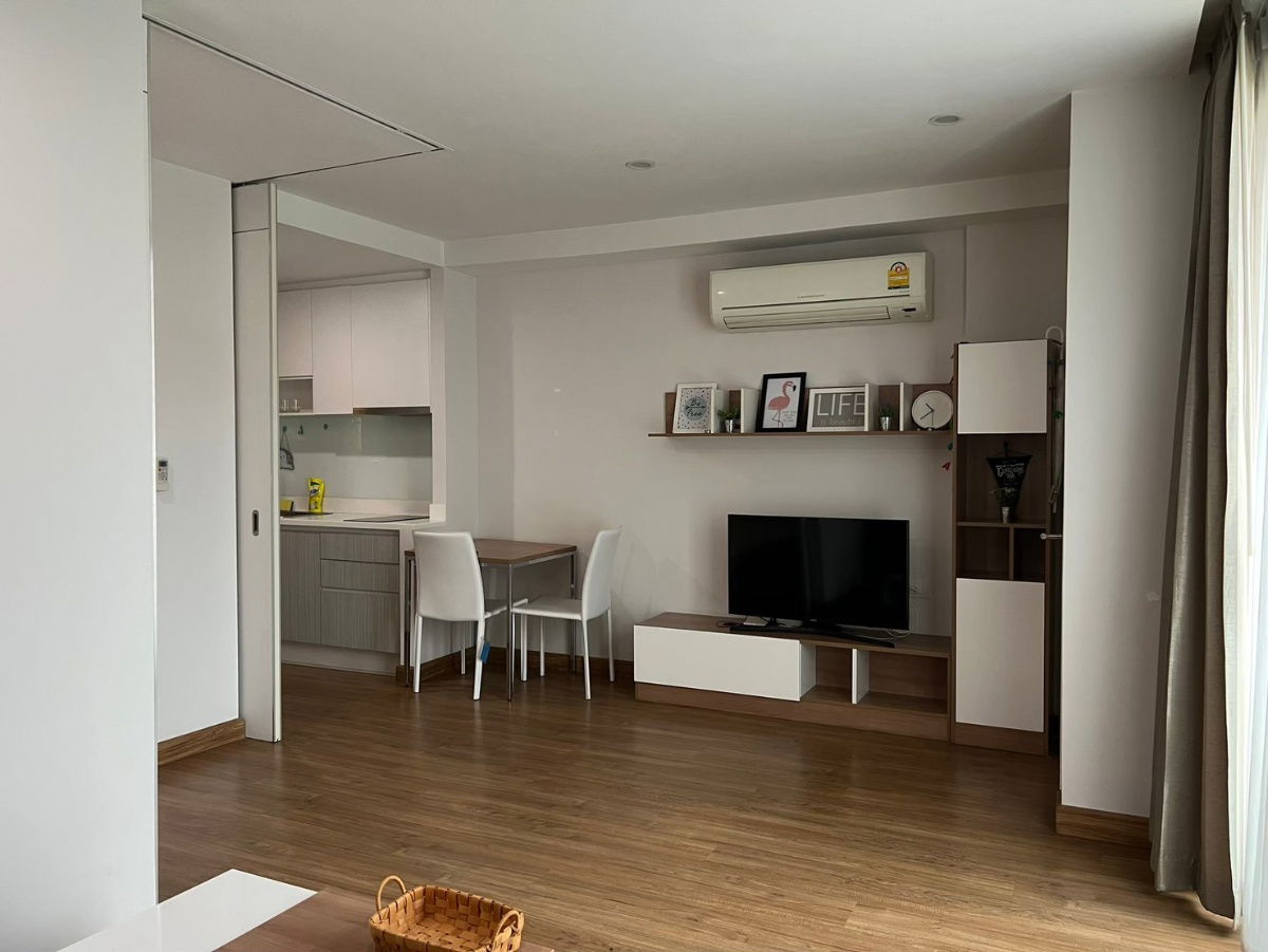 picture Room for rent, Nimmana Condo, rent 18,000 baht per month, call 098-6169416 Art - 8/9
