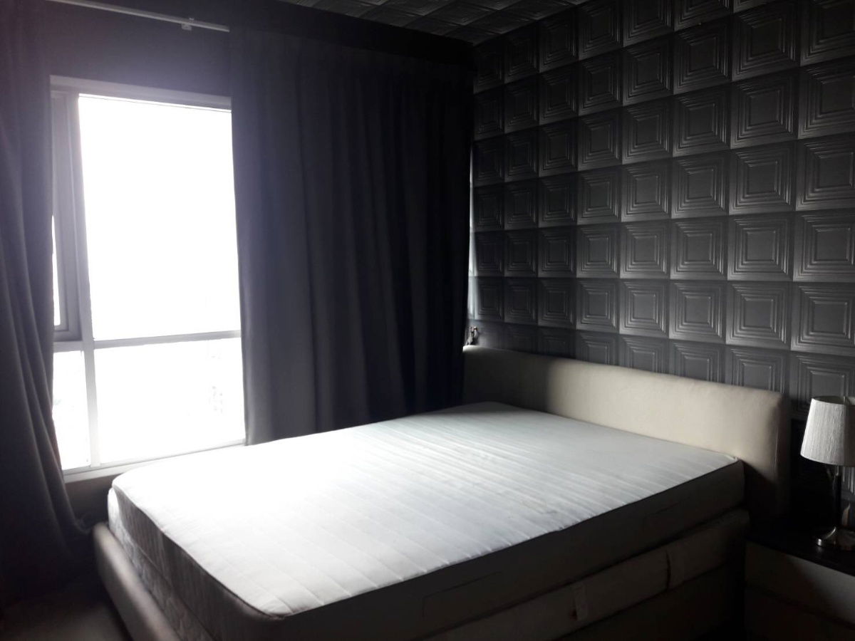 picture P-25889 Condo for sell Life Ratchadapisek fully furnished. - 1/14