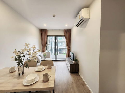 BTS Punnawithi 750 m. Price  18,000 Baht Condo The Nest Sukhumvit 64 ( Rental )