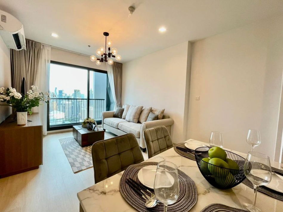 picture For Rent - Life One Wireless , Luxury Class 2 bedrooms 2 bathrooms - 4/12