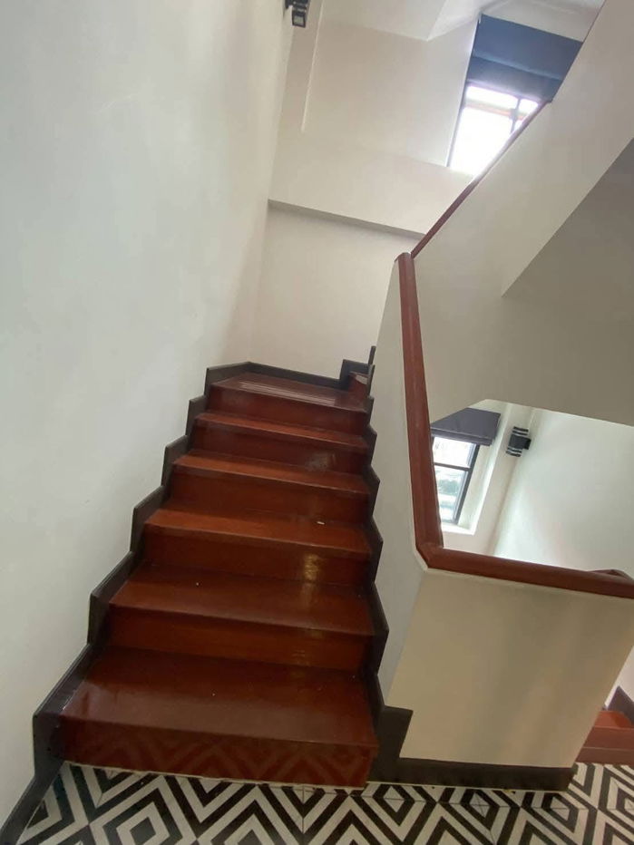 รูป 🏢 บ้าน / โฮมออฟฟิศ / สำนักงานให้เช่า 4 ชั้น 480 ตร.ม. ทำเลใจกลางเมือง ใกล้ MRT สุทธิสาร – MRT ห้วยขวาง - รูปที่ 11/19
