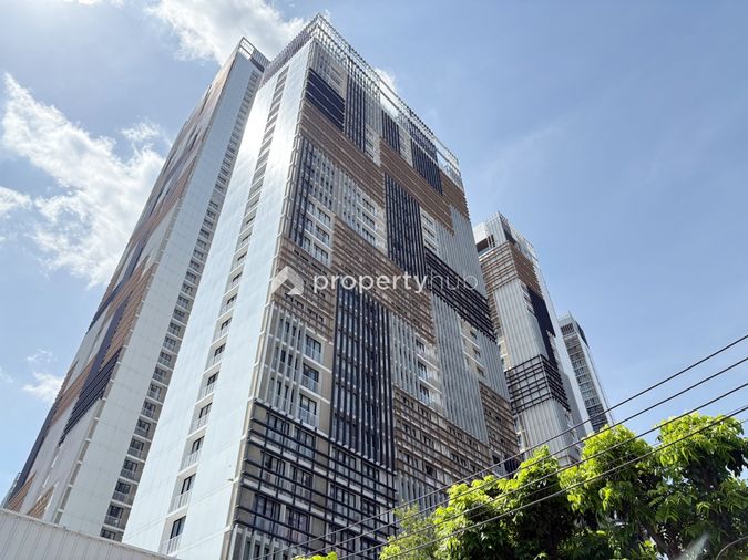 Park Origin Phrom Phong