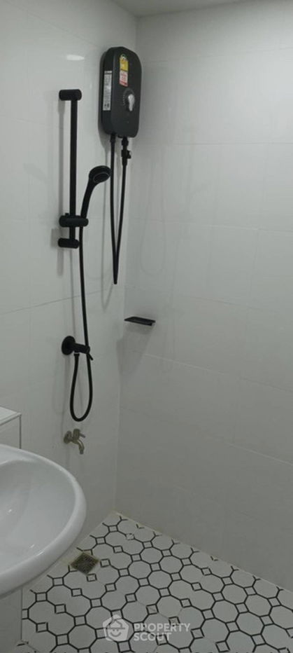 picture 2-BR Condo at The Parkland Bangna in Bang Na Nuea (ID 1590343) - 10/23