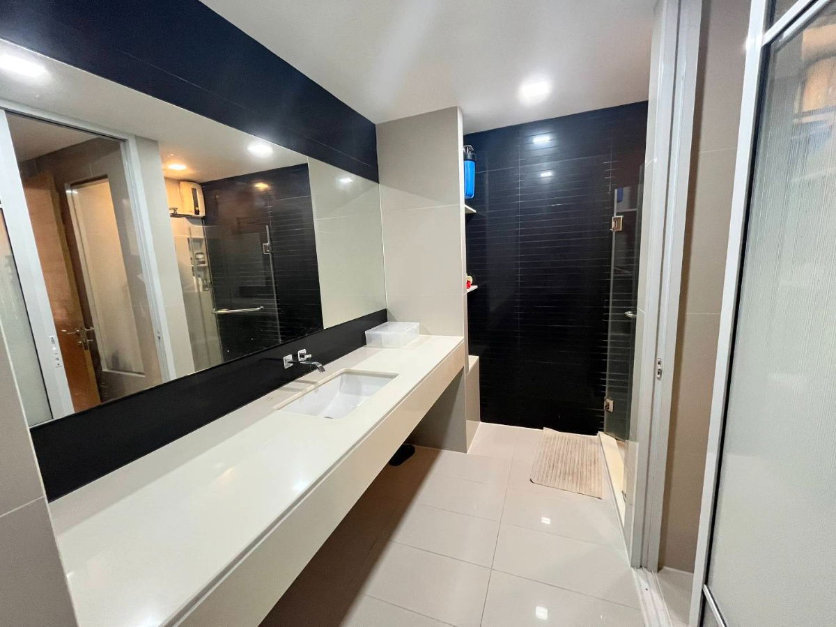 รูป [For Rent] Rhythm Huai Kwang | 1 ห้องนอน 1 ห้องน้ำ *สนใจติดต่อ Line @280ptgmm - รูปที่ 5/7
