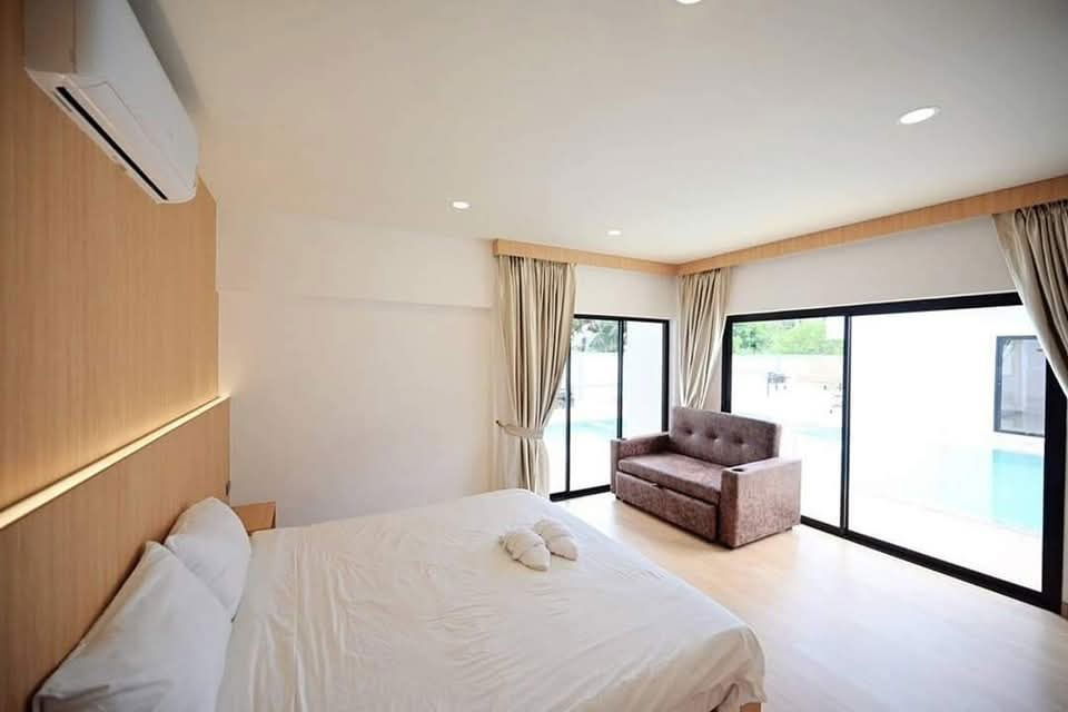 picture Large pool villa for rent, Nordic style, Pattaya - 14/20