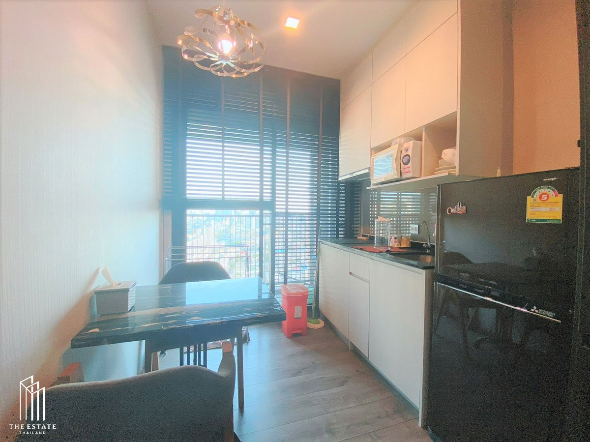 รูป For rent Whizdom Avenue Ratchada-Ladprao ติด MRT ลาดพร้าว ชั้นสูง วิวเมืองย่ามค่ำคืนสวยมากเป็นพิเศษ @15,500 Baht  - รูปที่ 4/7