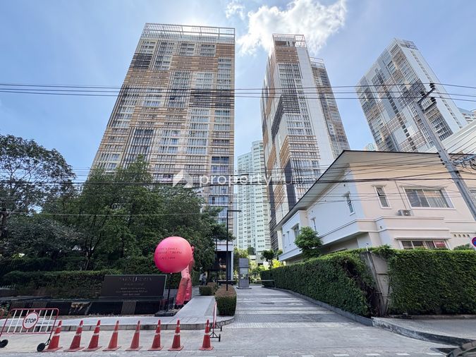 Park Origin Phrom Phong