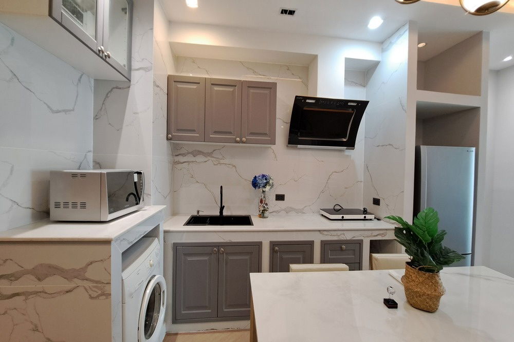 picture  For Sale  !!🔥 Code C20230207566........The Bloom Sukhumvit 71, 3 bed, 2 bath, North Facing, high floor 14++, furnished,  Special Deal!!📣📣 - 5/25