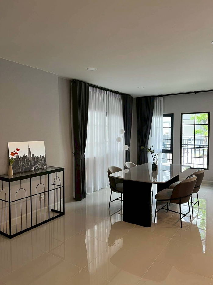 picture ♦ Type Duncan ♦ 2-storey detached house 62.00 sq.w., 280.00 sq.m. | 4 bedrooms 5 bathrooms | Near Mega Bangna 5 minutes - 16/21
