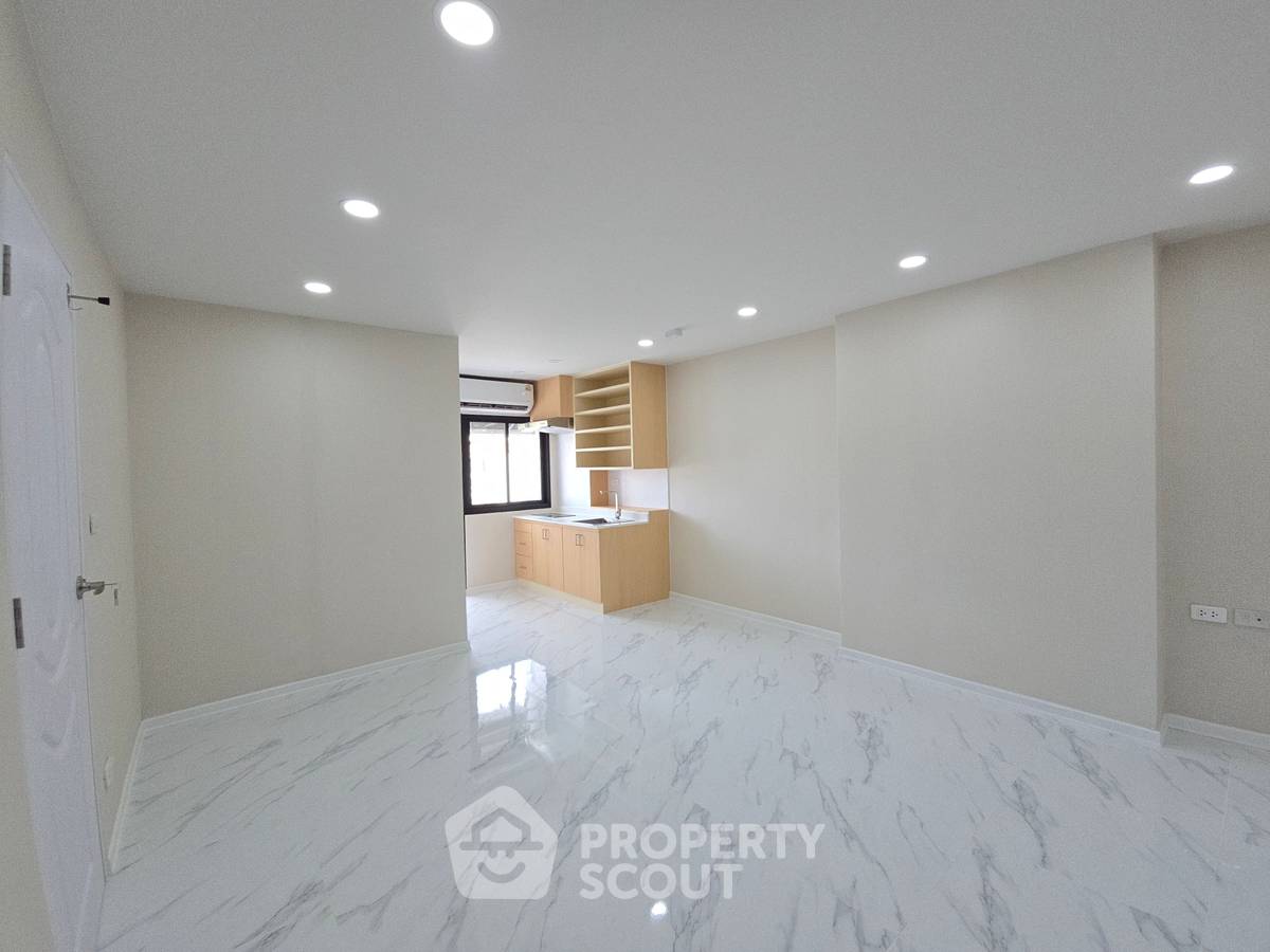 รูป คอนโด 2-ห้องนอน ที่ สาทรแฮปปี้แลนด์ ใกล้ BTS เซนต์หลุยส์ (ID 2256325) - รูปที่ 10/12
