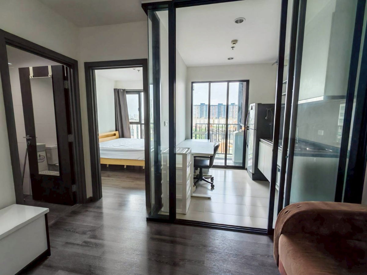 picture Urgent Rent! Beautiful Room Special Price! The Base Park West - 1 Bed - 30 Sq.M. - 2/8