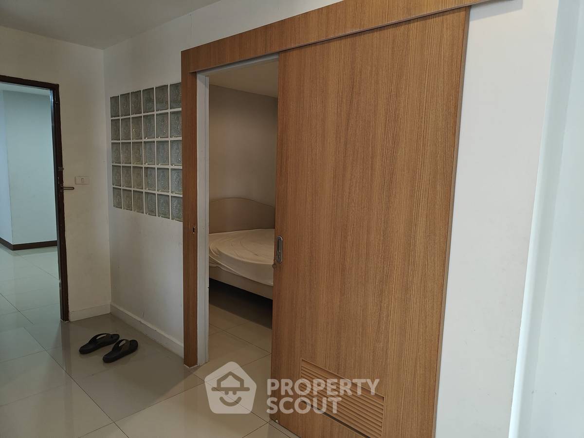 รูป คอนโด 2-ห้องนอน ที่ ดี.เอส. ทาวเวอร์ 2 สุขุมวิท 39 คอนโดมิเนียม ใกล้ MRT สุขุมวิท (ID 2256443) - รูปที่ 10/23