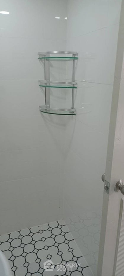 picture 2-BR Condo at The Parkland Bangna in Bang Na Nuea (ID 1590343) - 9/23