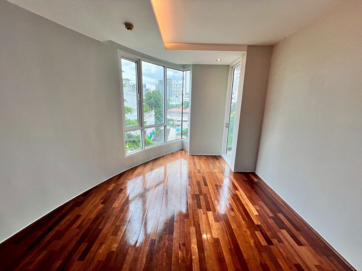 picture Condo for sale at Beverly 33, near BTS Phrom Phong – 1 bedroom, 1 bathroom, 50 sq m, 6th floor [NCs250806] - 11/26