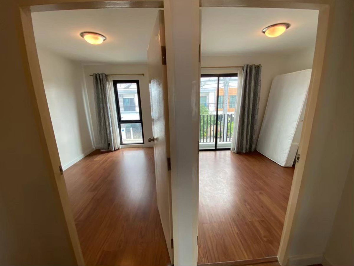 picture Rest Town by Phairojkijja  13,500 / month . 3Bedroom 2bathroom - 2/10