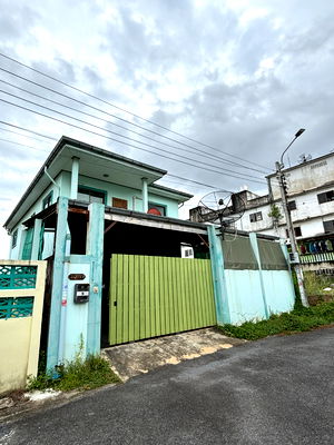 บ้านเดี่ยว เขตหนองแขม : ขายบ้านเดี่ยว 2 ชั้น หนองแขม ไม่อยู่ในหมู่บ้าน สร้างตามหลักฮวงจุ้ย เดินทางสะดวก