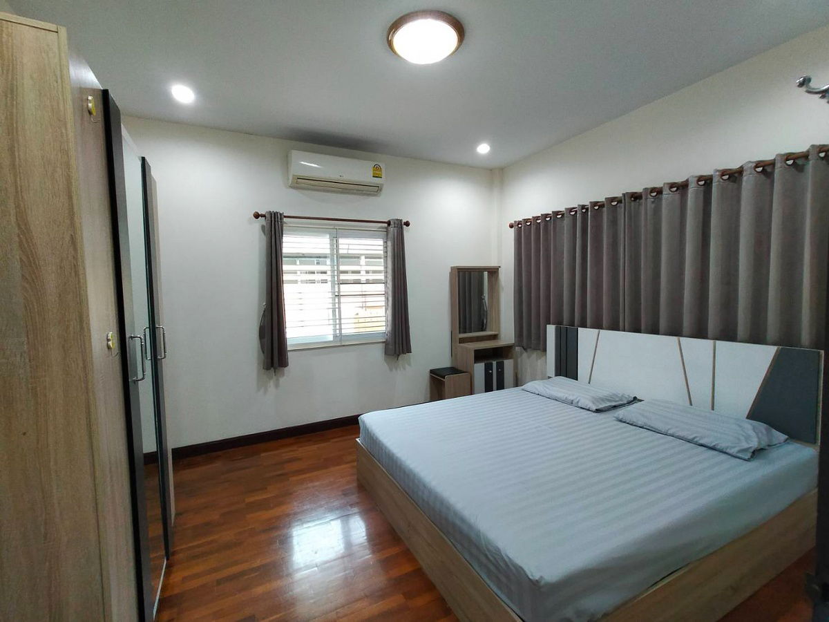 picture Single house for rent in Somwang Village, San Phak Wan, Hang Dong. Call 082-532-3935. - 11/18
