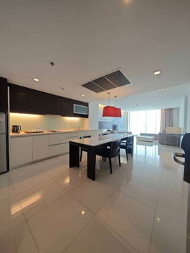 ให้เช่าคอนโด Sathorn Heritage ใกล้ BTS ช่องนนทรี 48,000 บาท รหัสทรัพย์: RS1399