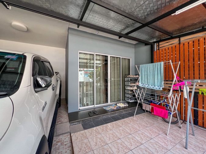 3-bed townhouse for sale, 120 sqm, 18.2 sq wah, The Connect 22 Ramindra - Minburi