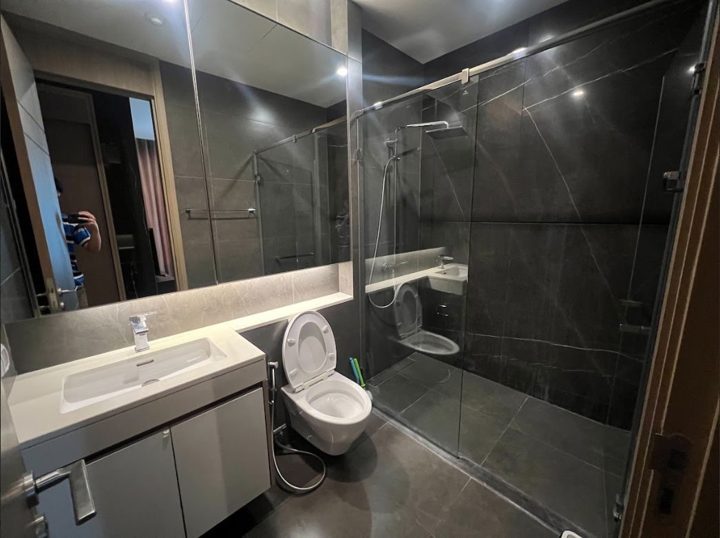 picture FOR RENT 🔥🔥The Esse at Singha Complex : The S.H. FOR RENTSingha Complex 🔥🔥 Luxury condo , MRT Phetchaburi and near Airport Link Asoke,with bathtub - 11/25