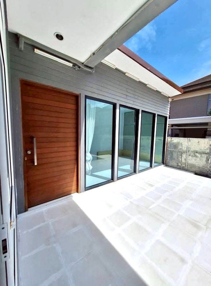 picture For rent: 2-storey detached house in a project, Khuan Lang location, 3 bedrooms, size 60 sq m. ● Rent 35,000 baht/month - 28/53